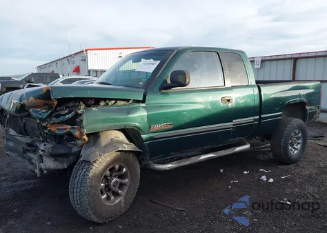 2000 Dodge Ram 2500 St from USA, damaged, VIN 1B7KF2367YJ109905
